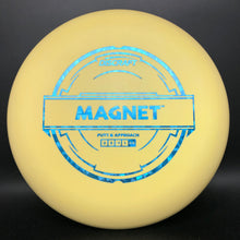 Load image into Gallery viewer, Discraft Putter Line Magnet - stock
