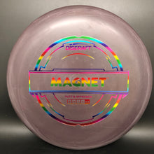 Load image into Gallery viewer, Discraft Putter Line Magnet - stock
